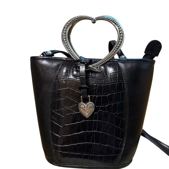 LOVE THIS LOOKS-LIKE mini Bucket Bag w Heart Handle and Charm, zipper top, - Picture 2 of 11
